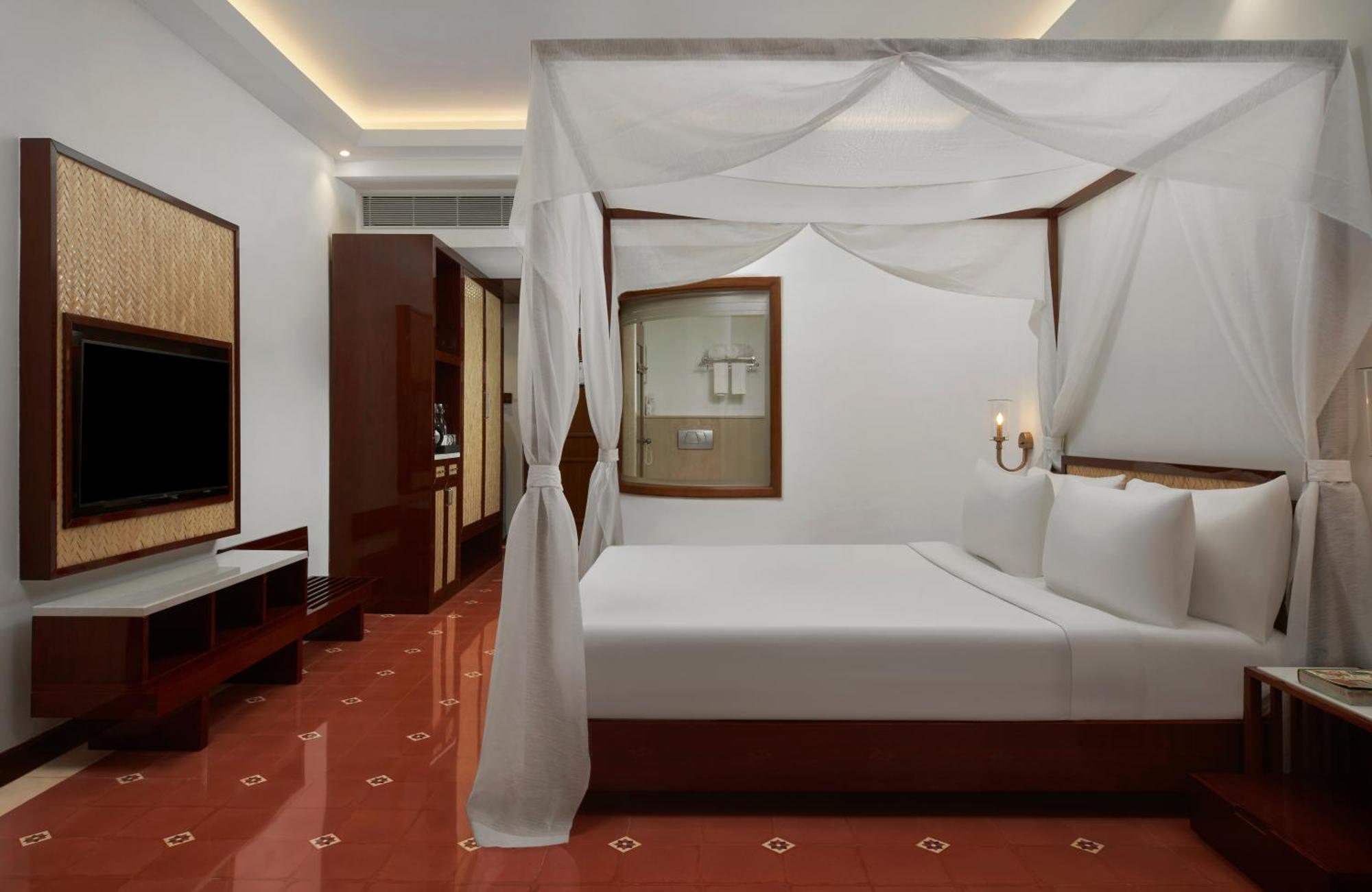 Radisson Blu Resort, Goa Resort 5*